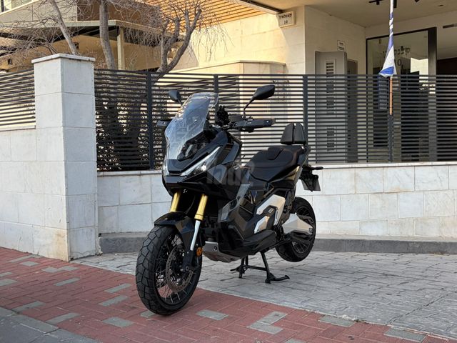 מודעת רכב הונדה X-ADV750