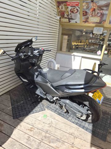 מודעת רכב ימאהה Tmax 560