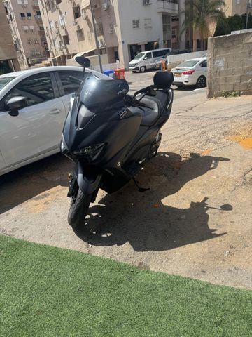 מודעת רכב ימאהה Tmax 560
