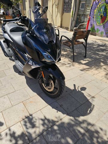 מודעת רכב קימקו דאון-טאון 350