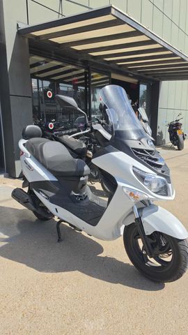 מודעת רכב סאן יאנג ג'וי רייד 125