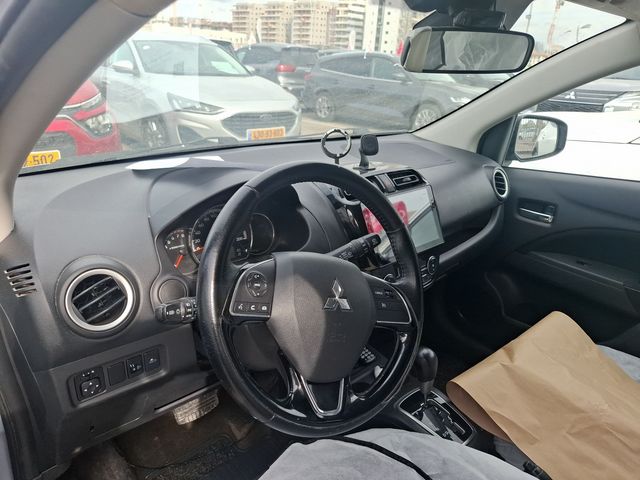 מודעת רכב מיצובישי ספייס סטאר 1