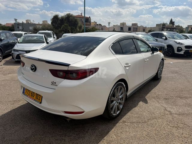 מודעת רכב מאזדה 3 2