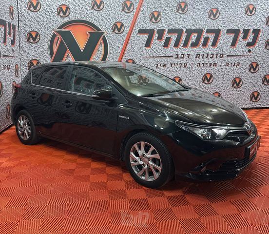 מודעת רכב טויוטה אוריס 2