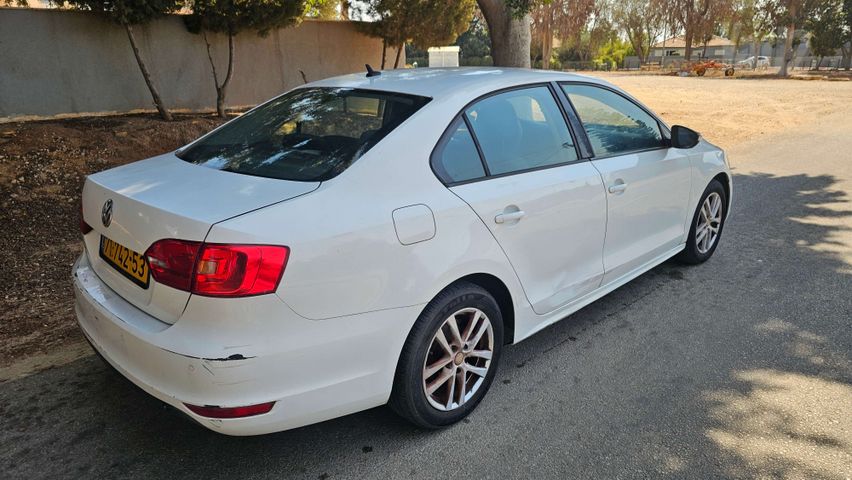 מודעת רכב פולקסווגן ג'טה 1