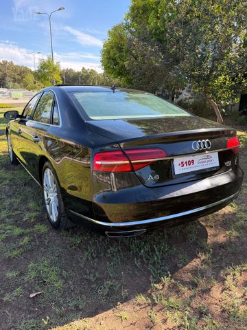מודעת רכב אאודי A8