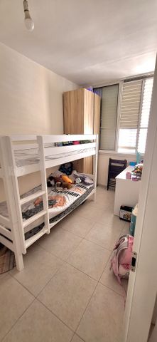 Holon, Israel 3