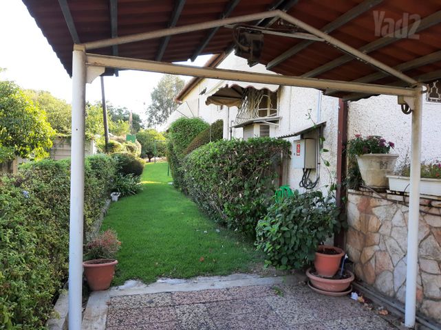 Rehovot, Israel 4