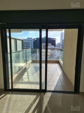 Ramat Gan, Israel 9