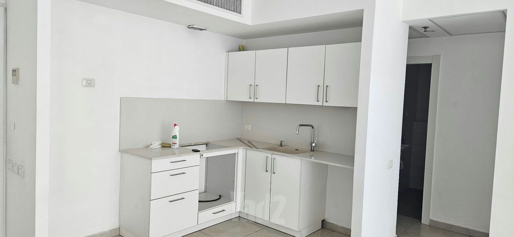 דירה להשכרה בתל אביב יפו — 2