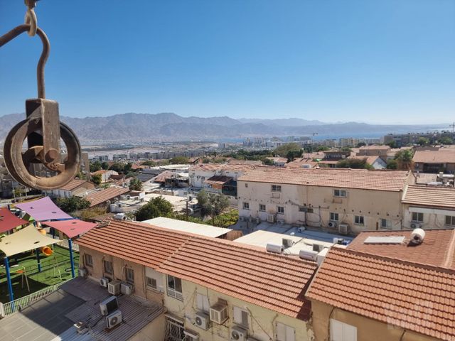 שדרות התמרים 19