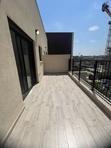 Tel Aviv-Yafo, Israel 3