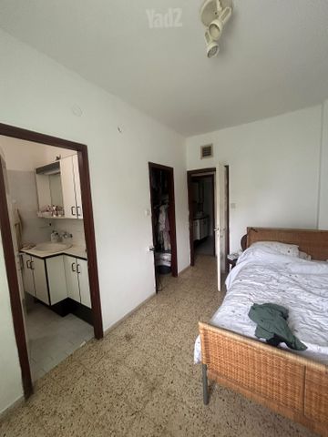 Herzliya, Israel 10
