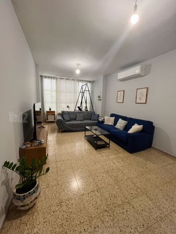 Petah Tikva, Israel 10