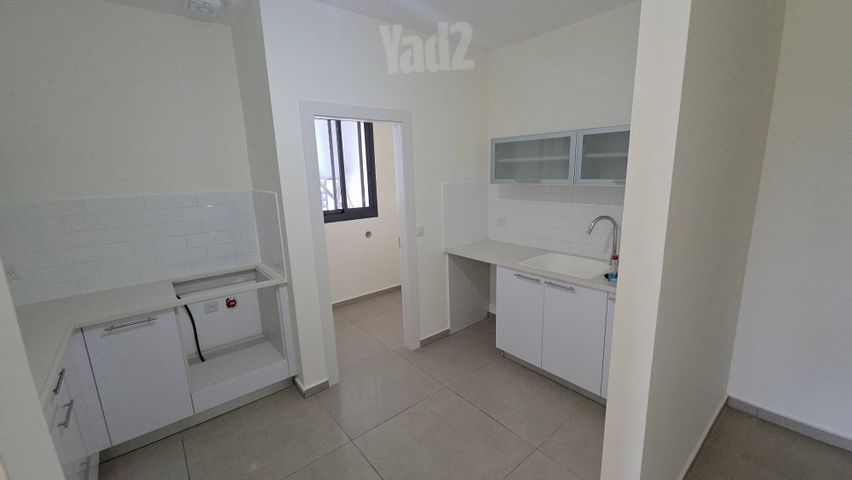 Herzliya, Israel 4