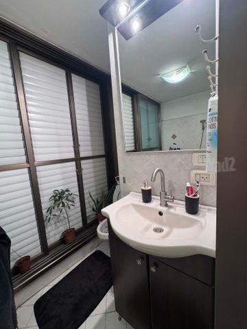 Givatayim, Israel 6