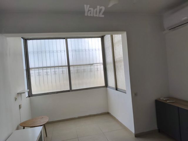 נתיב חן 13