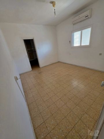 Ramat Gan, Israel 5