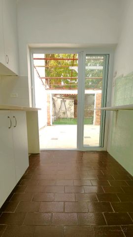 Holon, Israel 7
