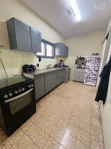 Petah Tikva, Israel 6
