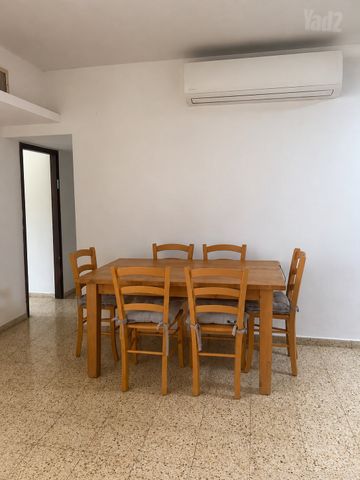י.ל. ברוך 36