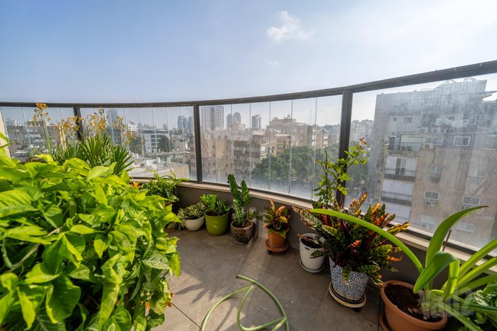 Petah Tikva, Israel 11
