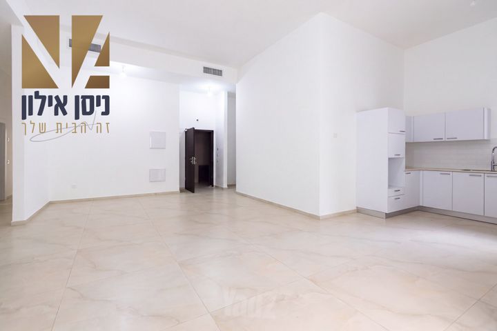 Petah Tikva, Israel 3