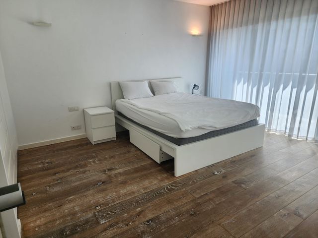 Herzliya, Israel 9
