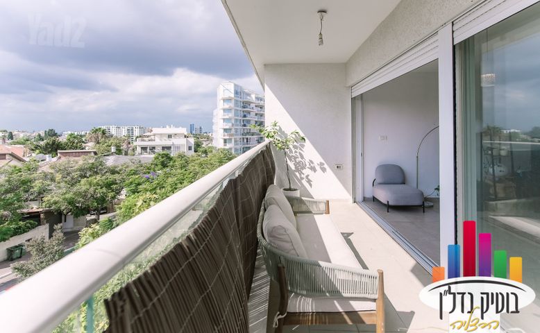 Herzliya, Israel 6