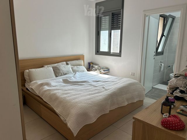 Herzliya, Israel 3