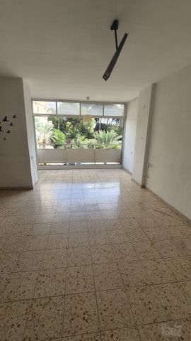 Givatayim, Israel 4