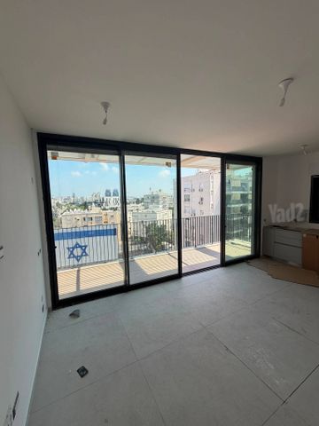 מודעת נכס, כהנשטם, הצפון החדש - כיכר המדינה, תל אביב יפו