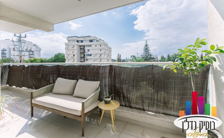 Herzliya, Israel 5