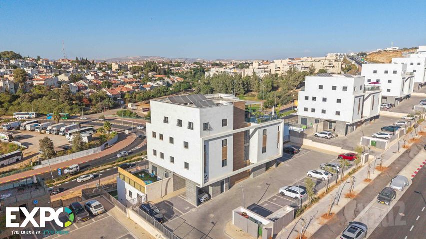 בזלת 18