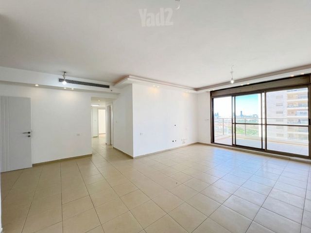 Petah Tikva, Israel 2