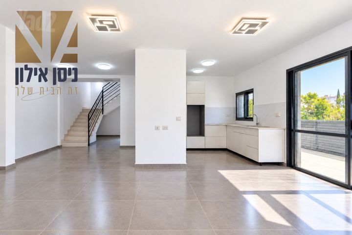 Petah Tikva, Israel 5