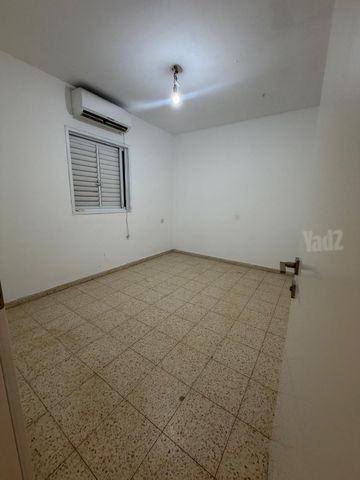 Petah Tikva, Israel 5