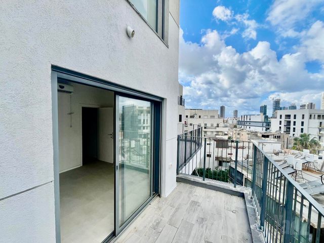 Tel Aviv-Yafo, Israel 3