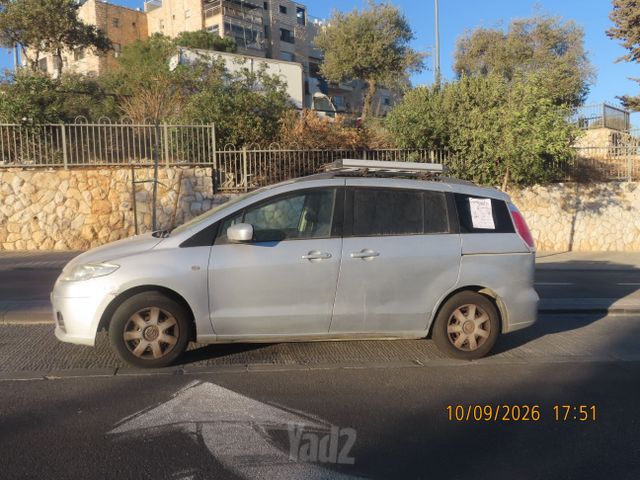מודעת רכב מאזדה 5