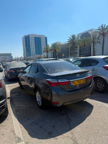 מודעת רכב טויוטה קורולה