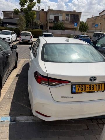 מודעת רכב טויוטה קורולה