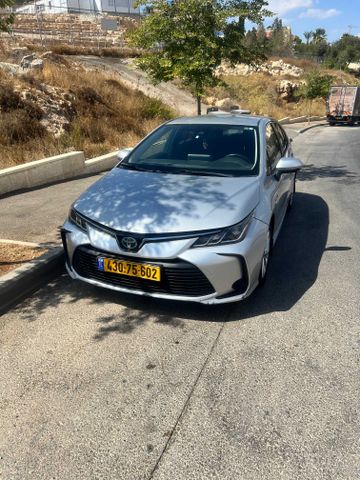 מודעת רכב טויוטה קורולה