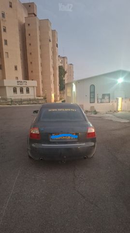 מודעת רכב אאודי A4