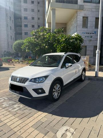 מודעת רכב סיאט ארונה