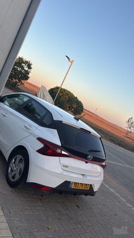 מודעת רכב יונדאי i20