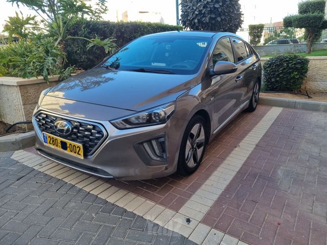 מודעת רכב יונדאי איוניק