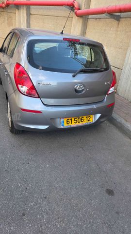 מודעת רכב יונדאי i20
