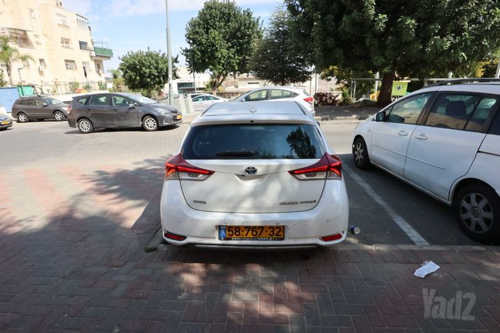 מודעת רכב טויוטה אוריס