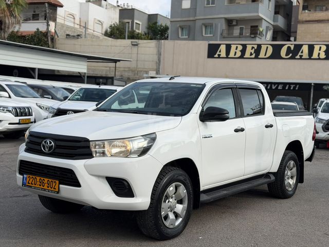 מודעת רכב טויוטה היילקס