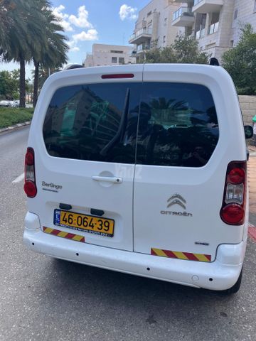 מודעת רכב סיטרואן ברלינגו